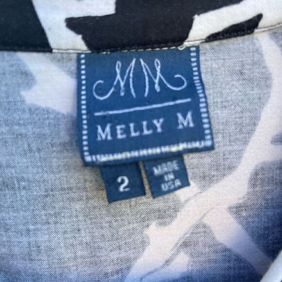 Melly M - Knee Length Dress - Size 2 - Picture 2 of 4